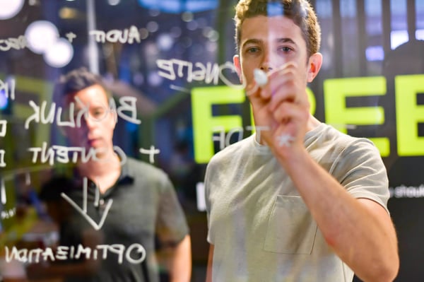 como-distinguir-una-buena-agencia-de-marketing-digital-impactum-3